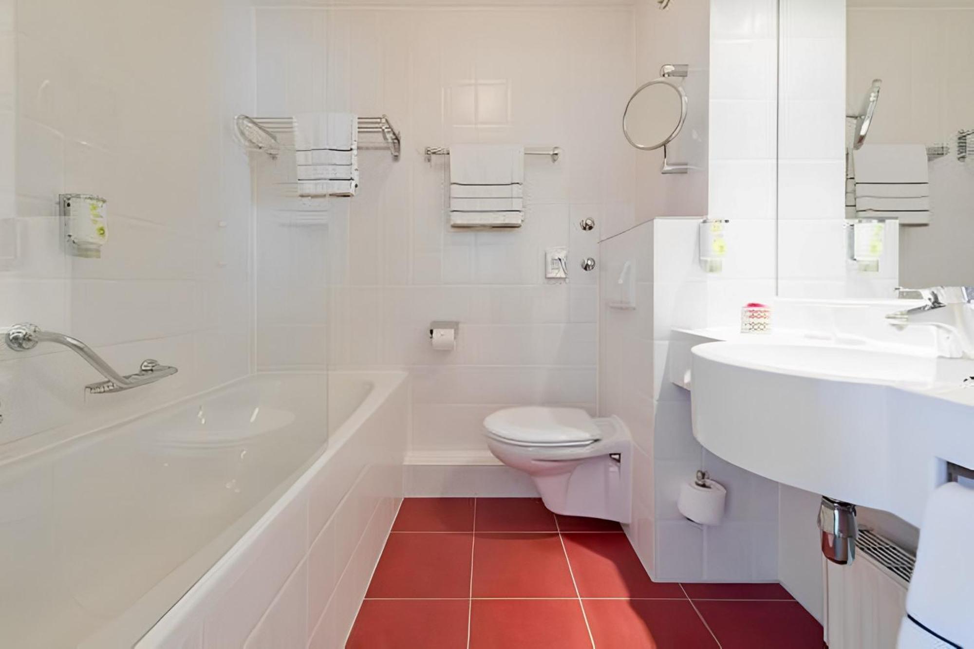 Achat Walldorf 4*